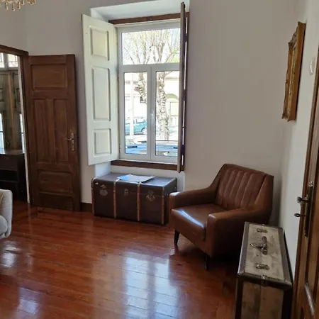 بيت ضيافة Do Largo