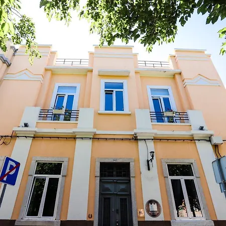 Do Largo Guest house *